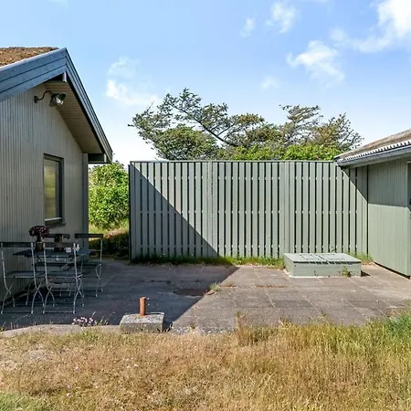 Ehawee - 350m From The Sea By Interhome